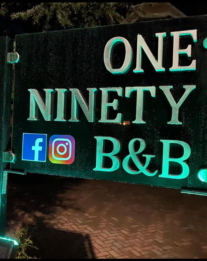 Burnham-on-Sea One Ninety Boutique Accommodation מראה חיצוני תמונה